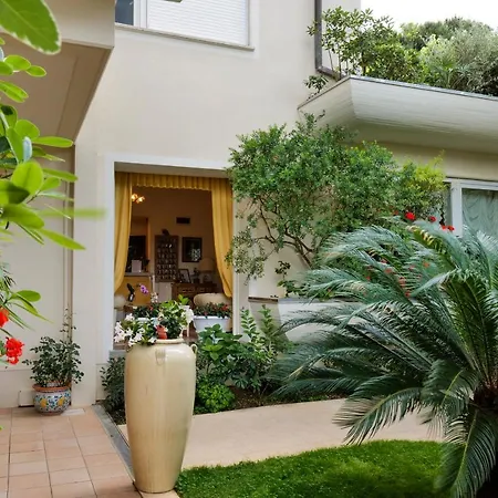 Sylvia Hotel Lido di Camaiore