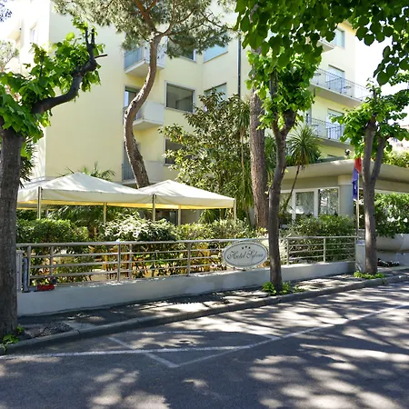 Sylvia 3* Lido di Camaiore