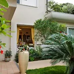 Sylvia Hotel Lido di Camaiore
