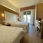 Hotel Sylvia 3*