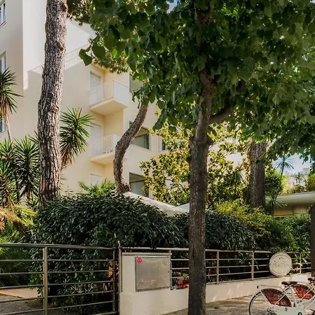 Hotel Sylvia 3*
