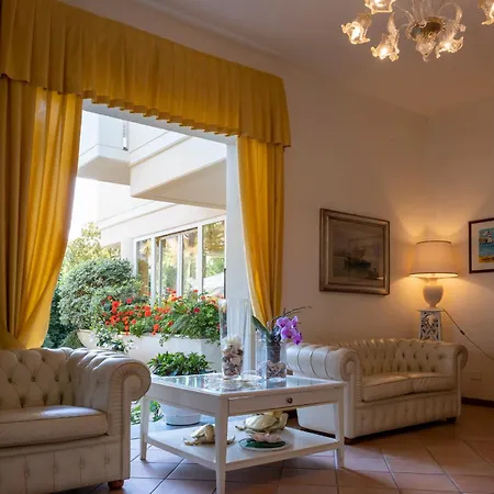 Sylvia 3* Lido di Camaiore