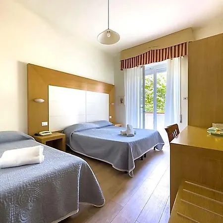 Sylvia 3* Lido di Camaiore